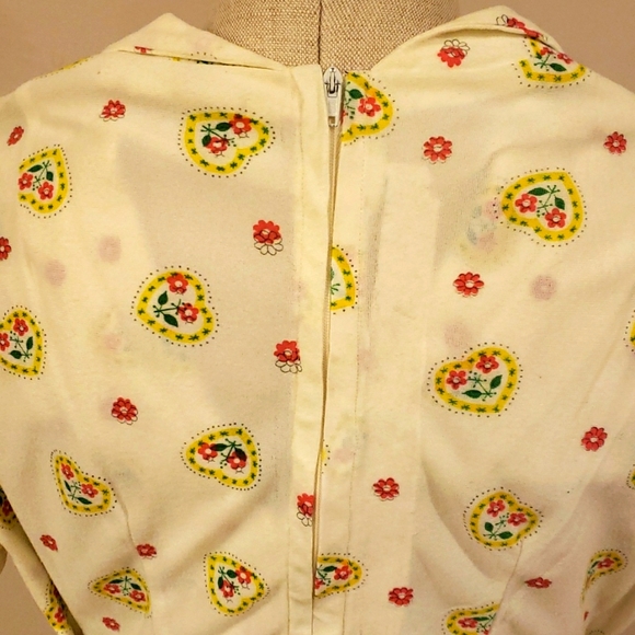 Vintage 70s Handmade Lace Trim Sweetheart Top & Swirl Skirt - Picture 8 of 10